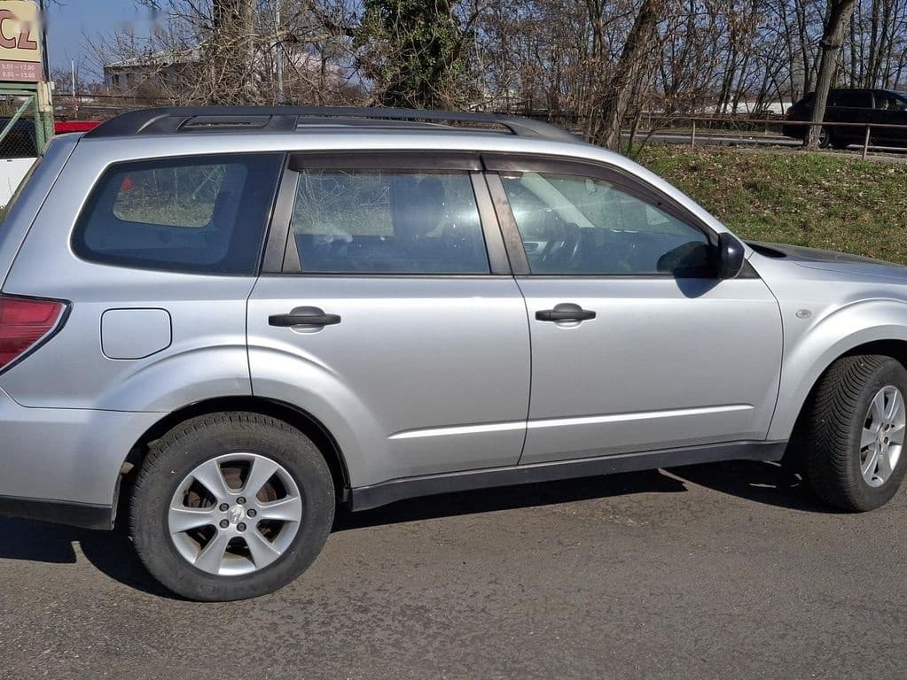 2011 Subaru FORESTER - 10