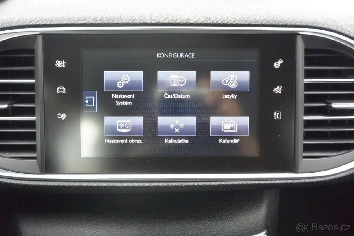 2016 Peugeot 308 - 10