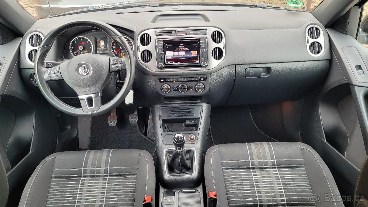 2016 Volkswagen TIGUAN - 10