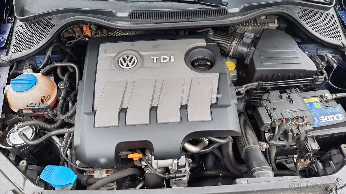 2011 Volkswagen POLO - 10