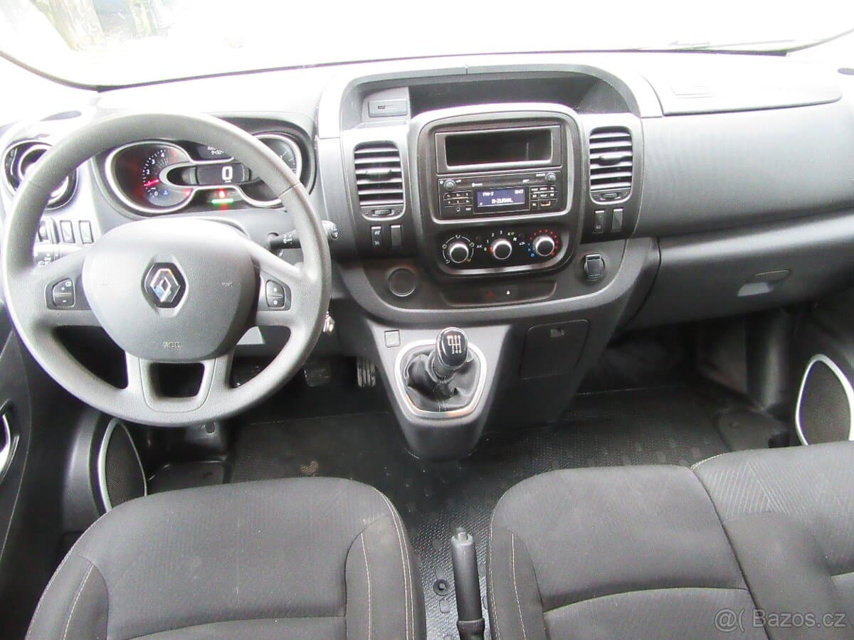 2021 Renault TRAFIC - 10