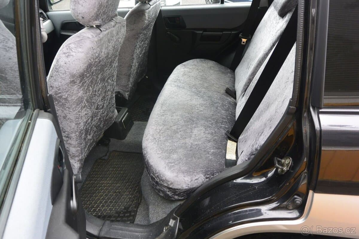 2004 Mitsubishi PAJERO - 10
