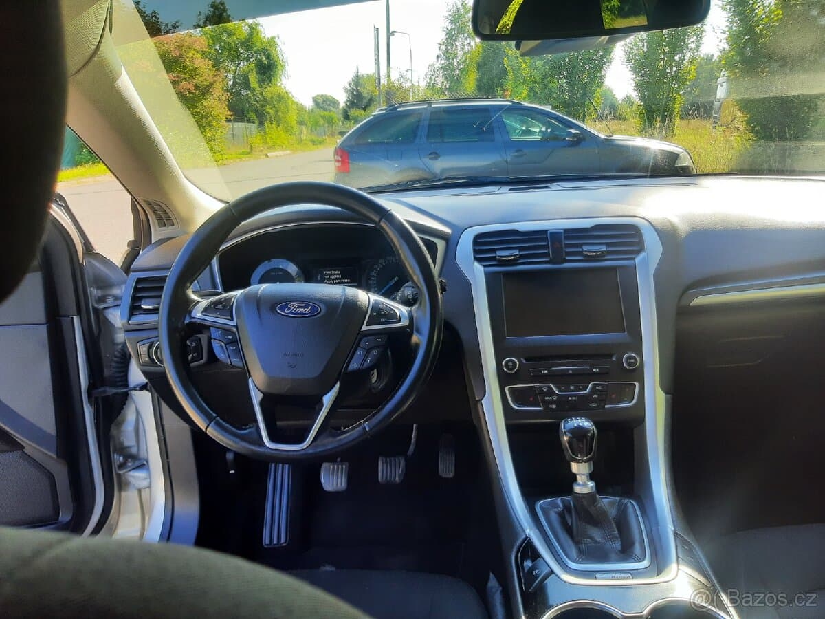 2015 Ford MONDEO - 10