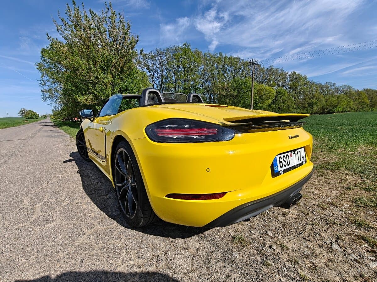 Porsche 718 - 10