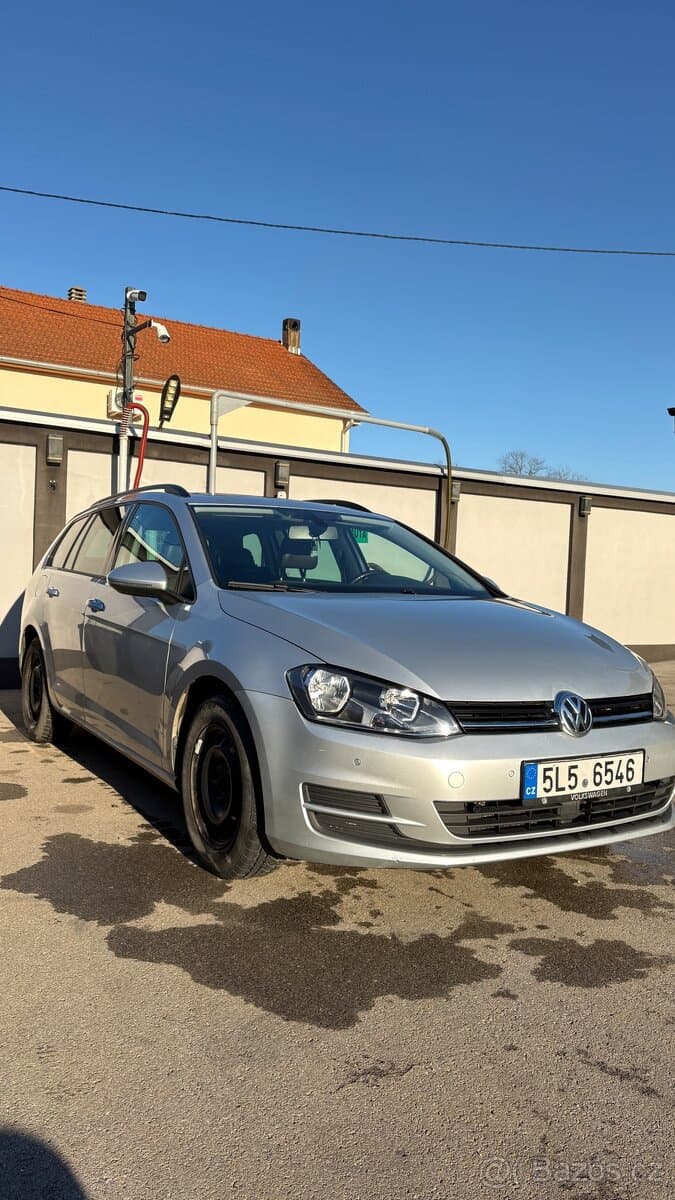 2015 Volkswagen GOLF - 11