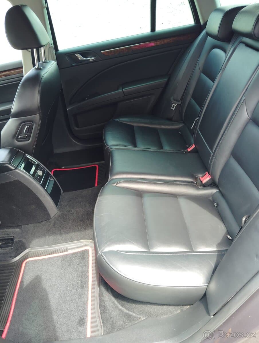 2015 Škoda SUPERB - 11