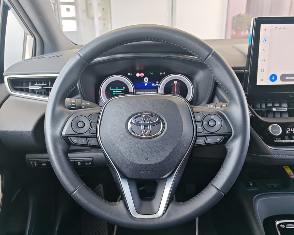 2023 Toyota COROLLA - 11