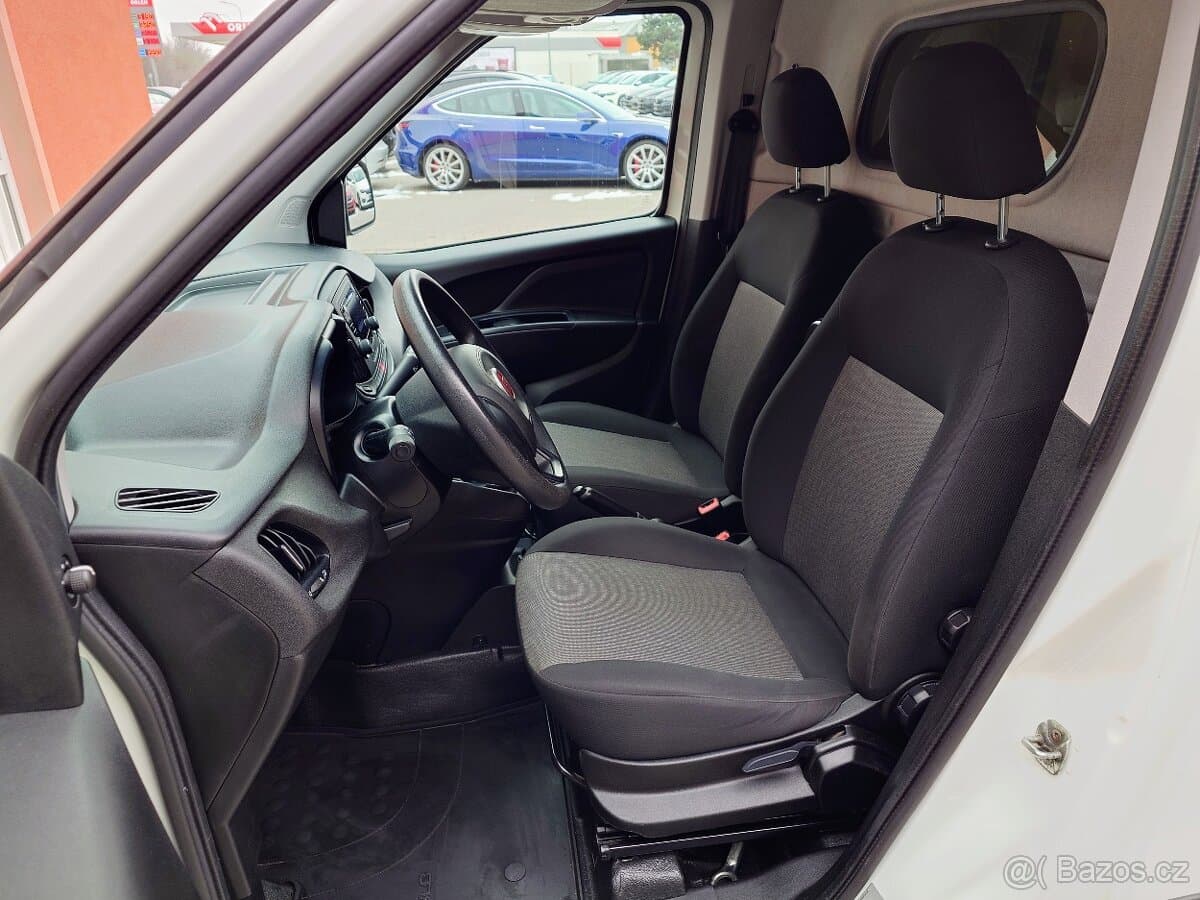 2019 Fiat DOBLO - 11