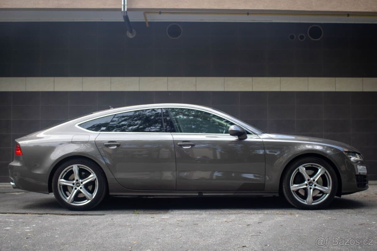 2011 Audi A7 - 11