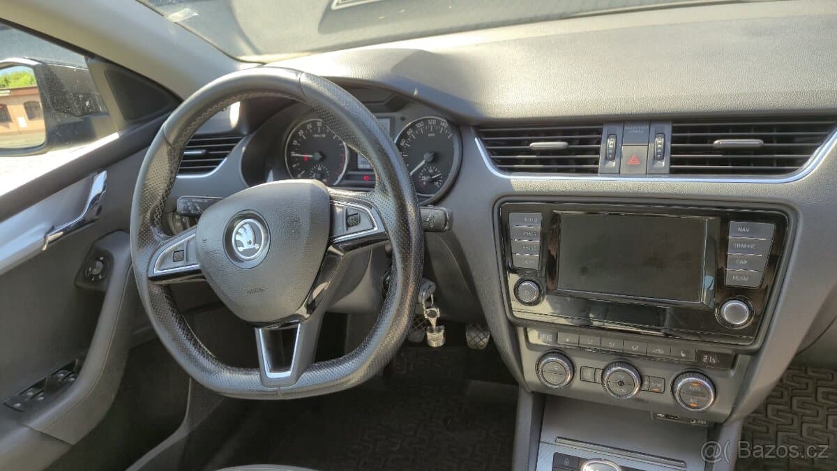 2017 Škoda OCTAVIA - 11