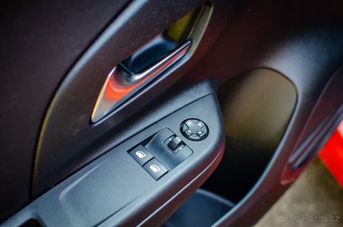 2022 Opel CORSA - 11