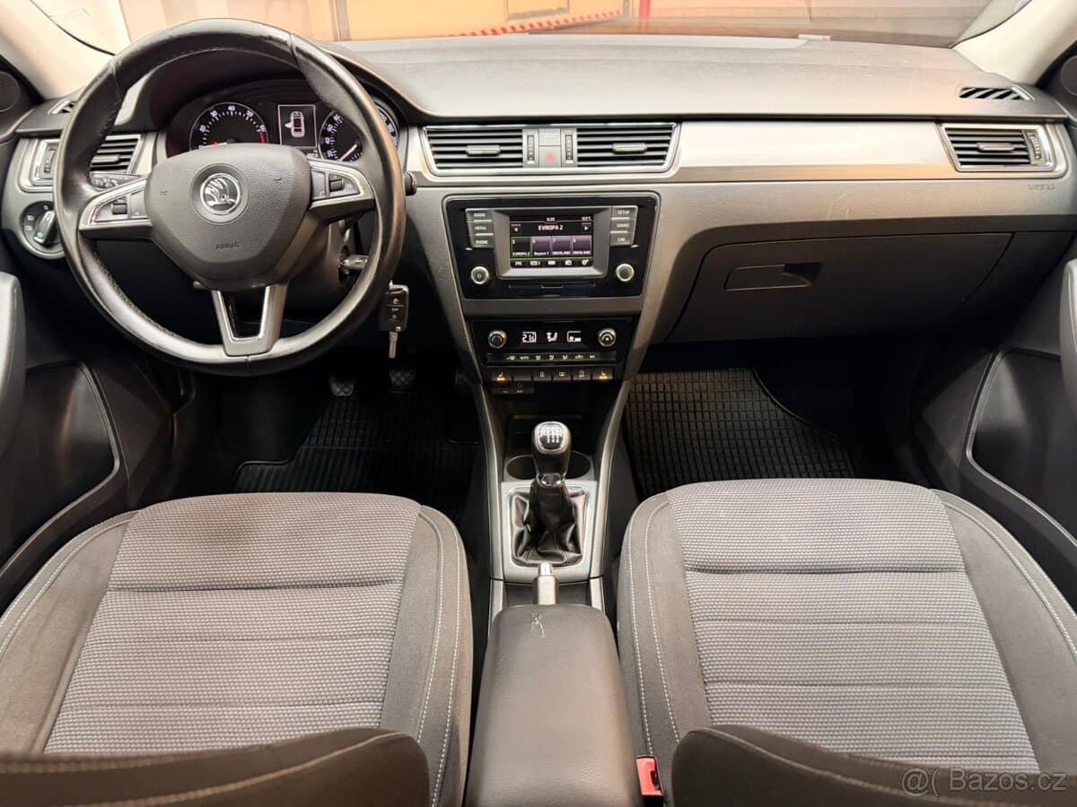 2015 Škoda RAPID - 11