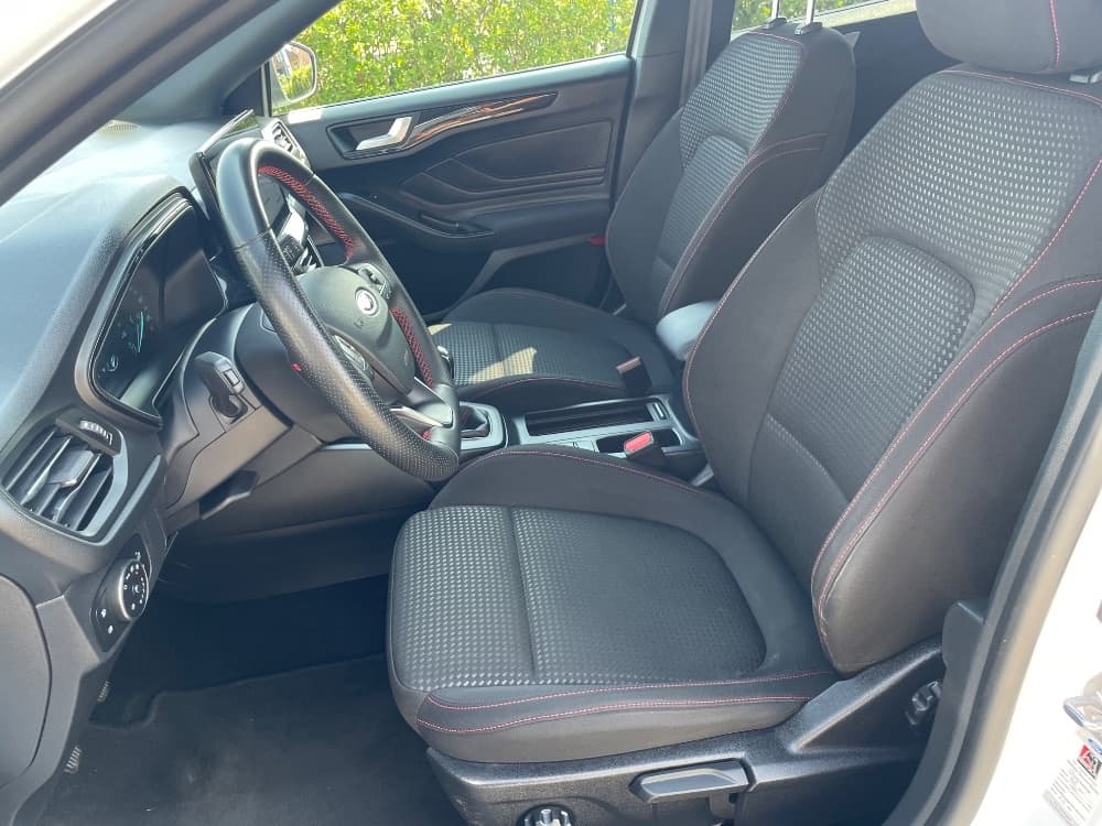 2023 Ford FOCUS - 11