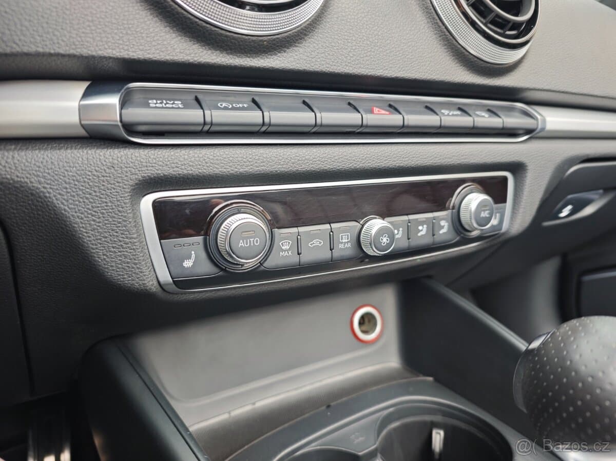 2015 Audi A3 - 11