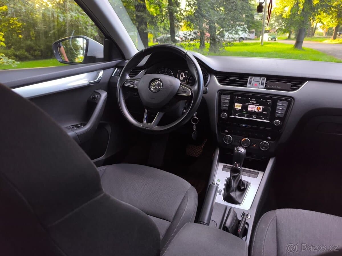 2016 Škoda OCTAVIA - 11