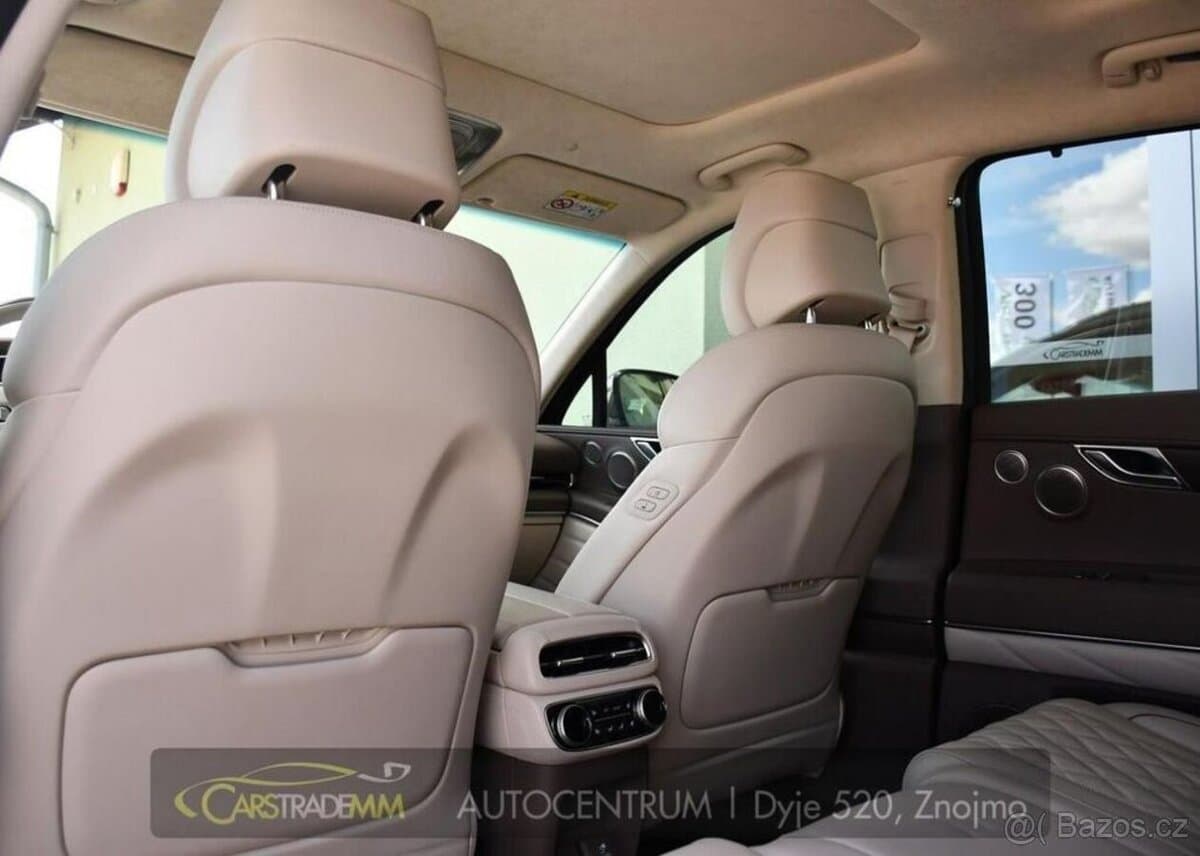2022 Genesis GV80 - 11
