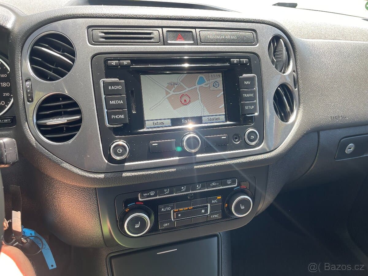 2013 Volkswagen TIGUAN - 11