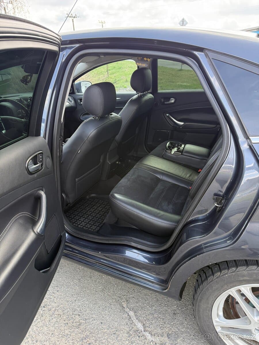 2009 Ford MONDEO - 11