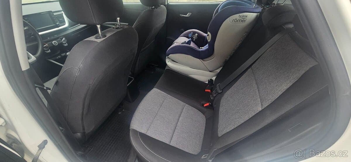 2018 Kia STONIC - 11