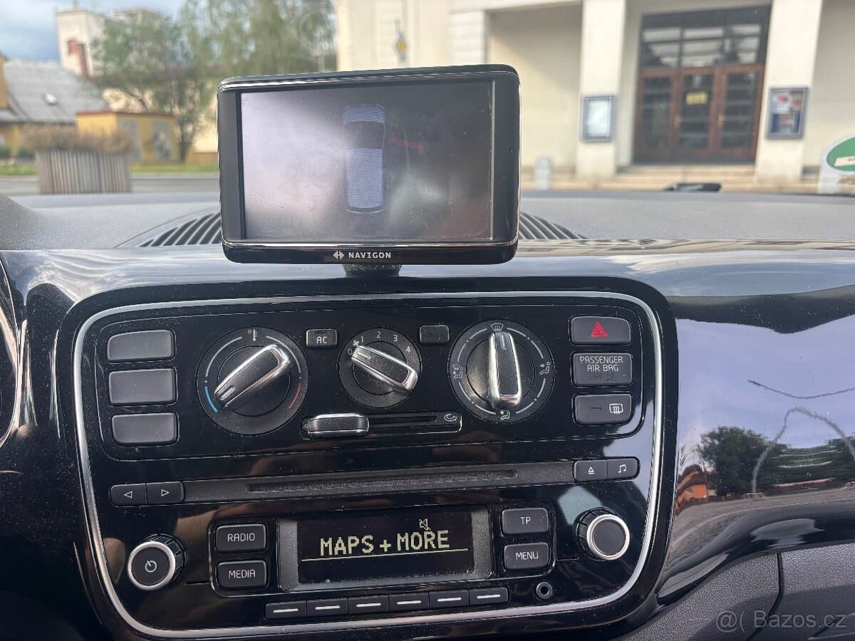Volkswagen UP! - 11