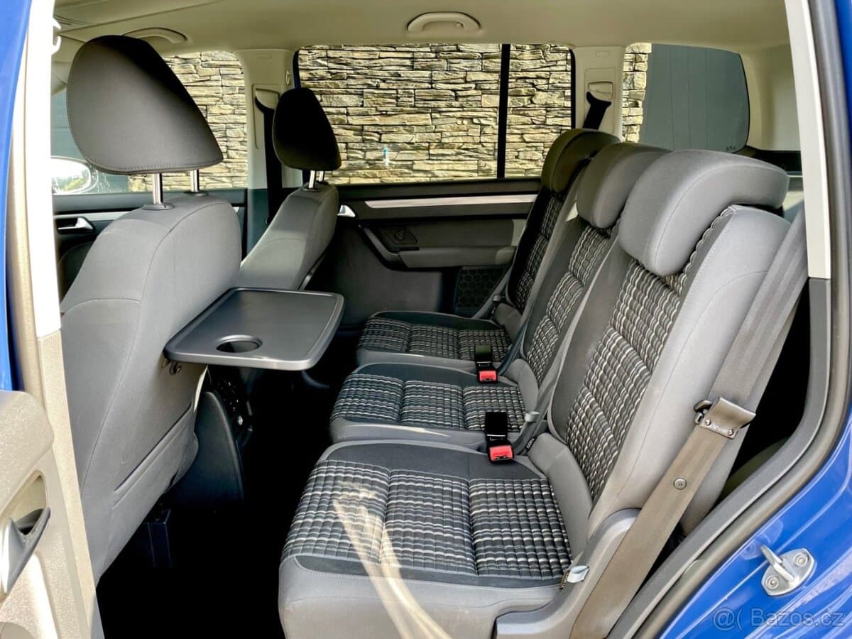 2011 Volkswagen TOURAN - 11