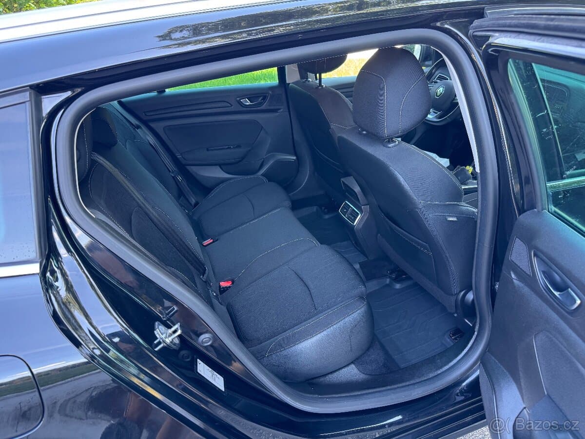 2019 Renault MEGANE - 11