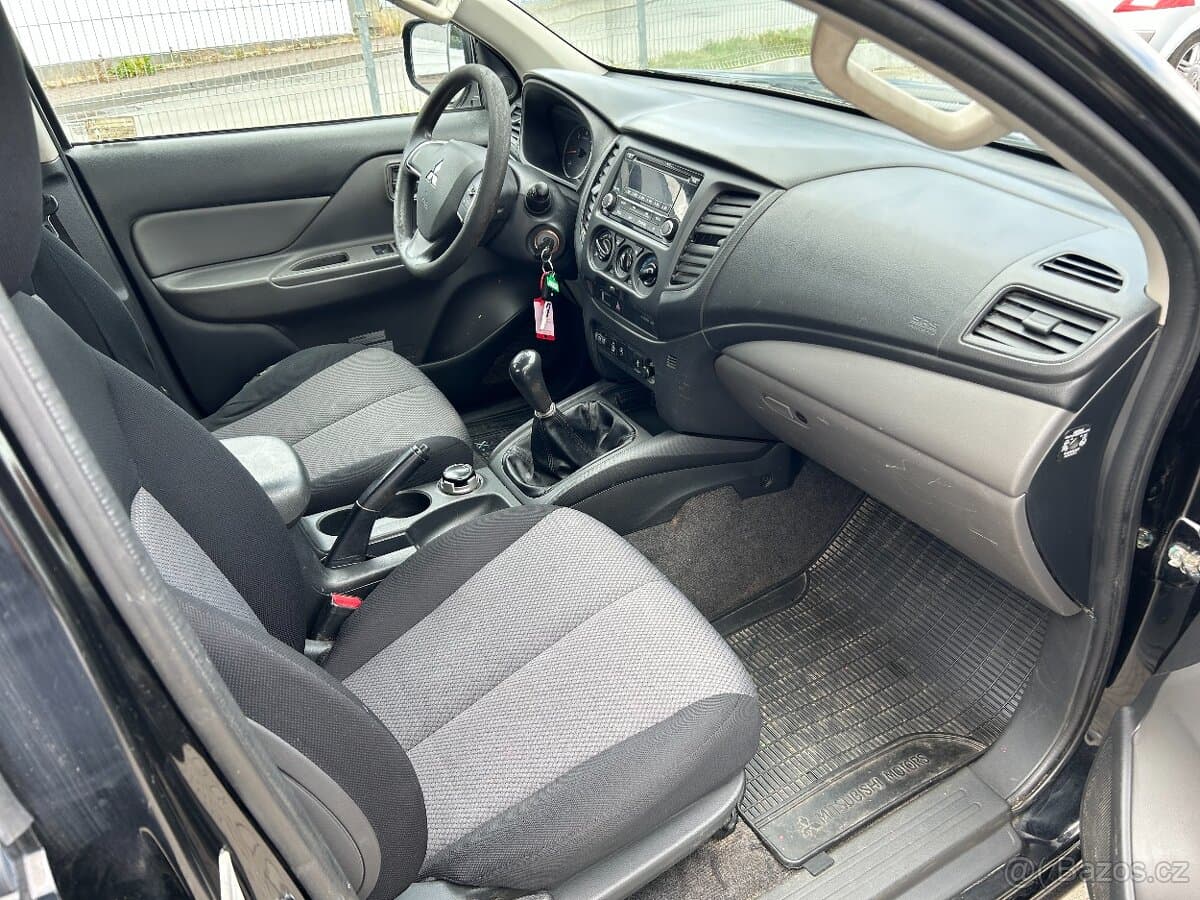 2018 Mitsubishi L200 - 11