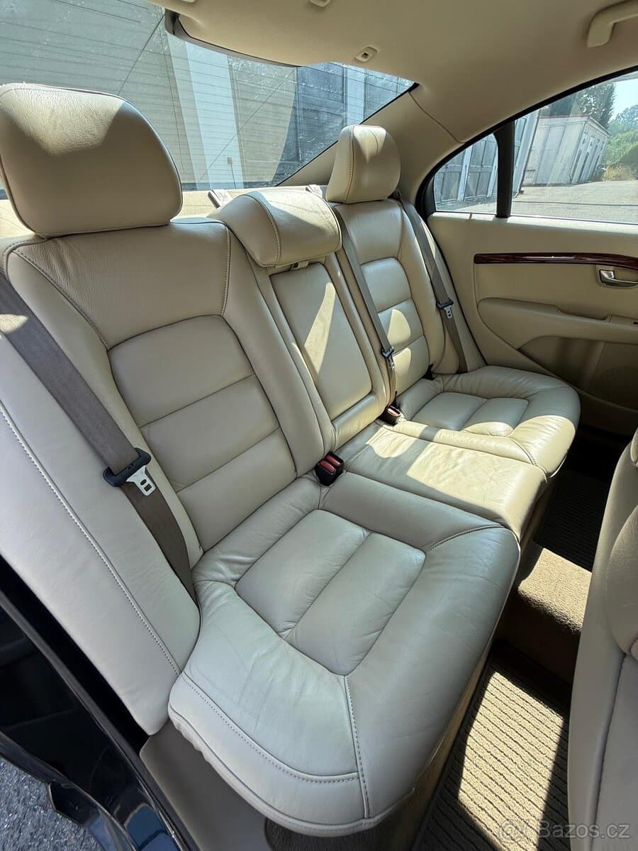 2007 Volvo S80 - 11