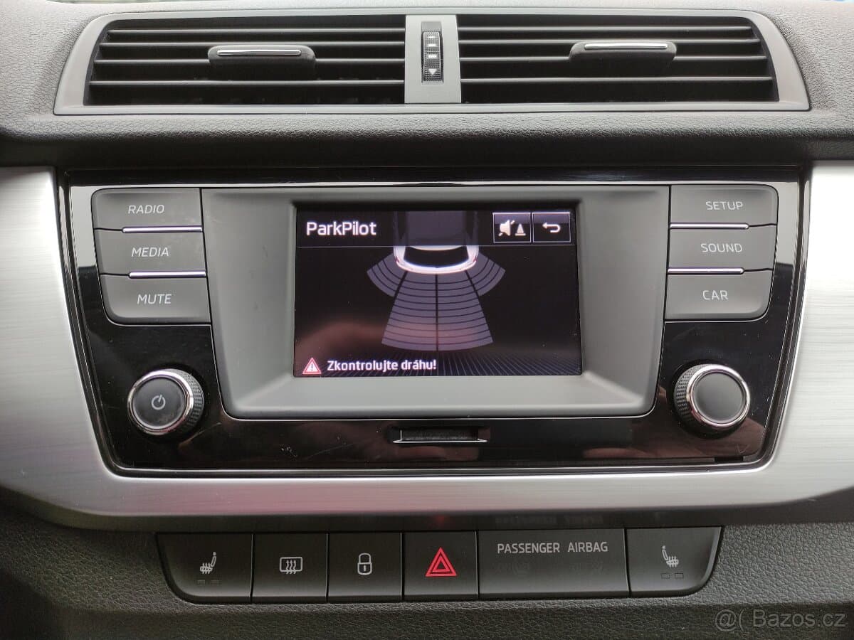 2015 Škoda FABIA - 11