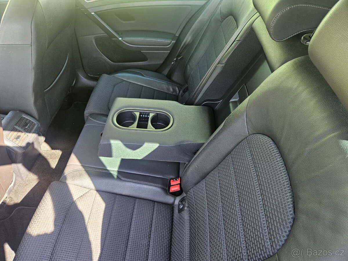 2013 Volkswagen GOLF - 11