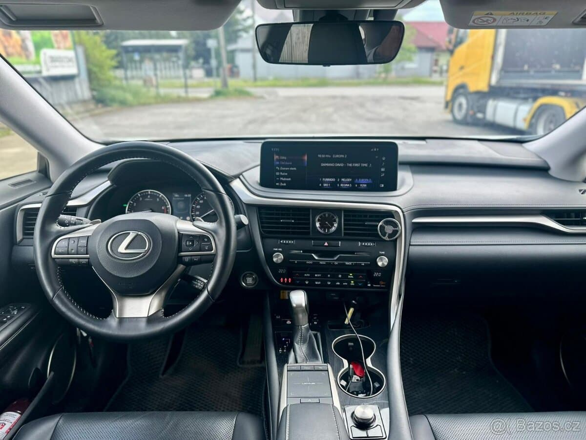 2022 Lexus RX - 11