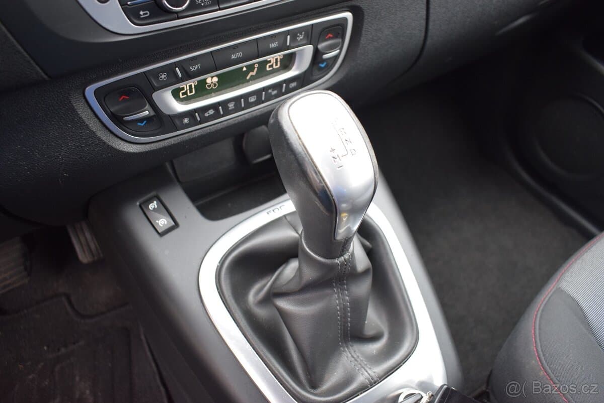 2013 Renault SCENIC - 11