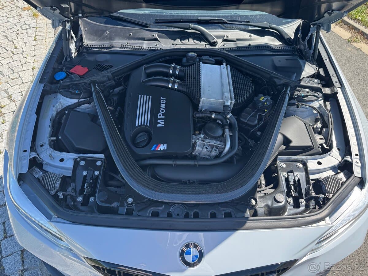 2020 BMW M2 - 11
