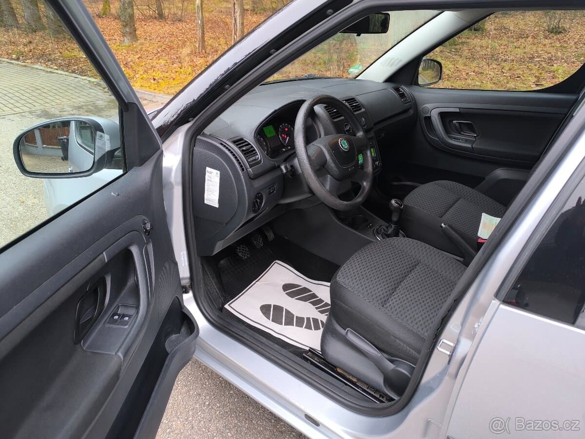2011 Škoda ROOMSTER - 11