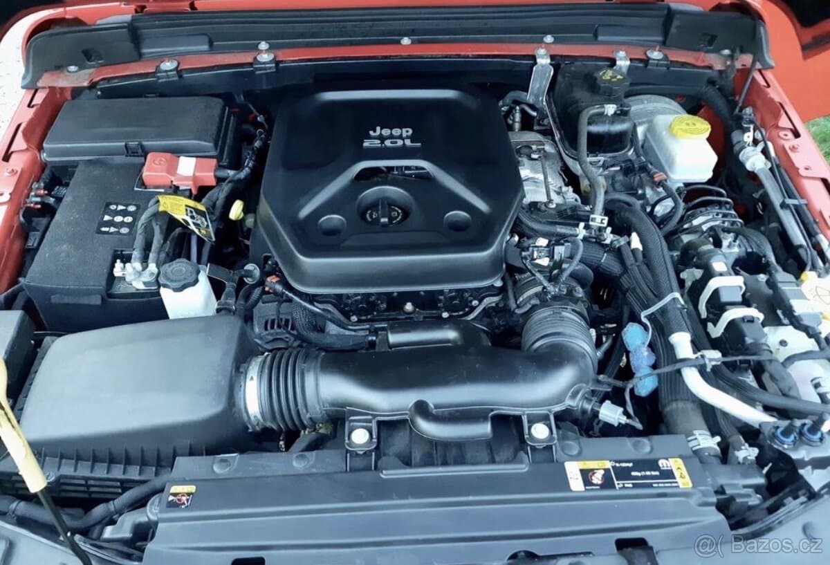 2022 Jeep WRANGLER - 11