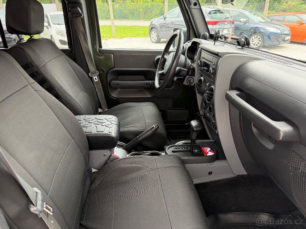 2007 Jeep WRANGLER - 11