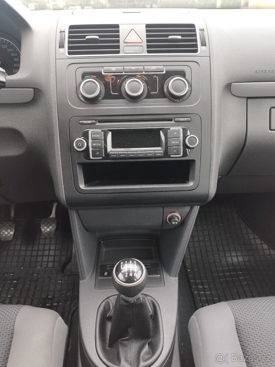 2012 Volkswagen TOURAN - 11