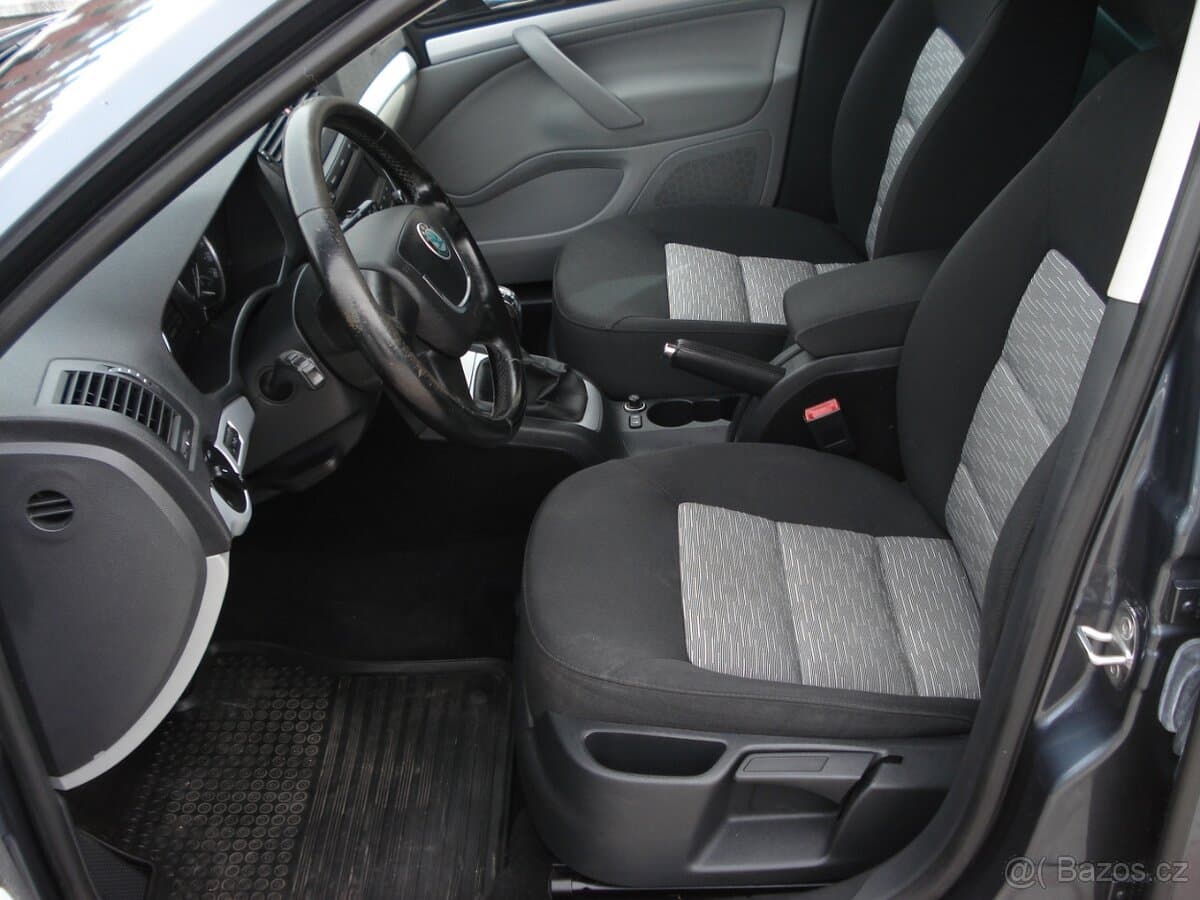 2010 Škoda OCTAVIA - 11