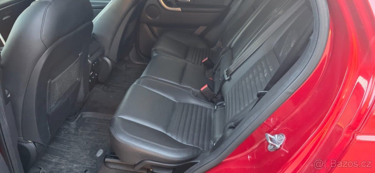 2016 Land Rover DISCOVERY - 11