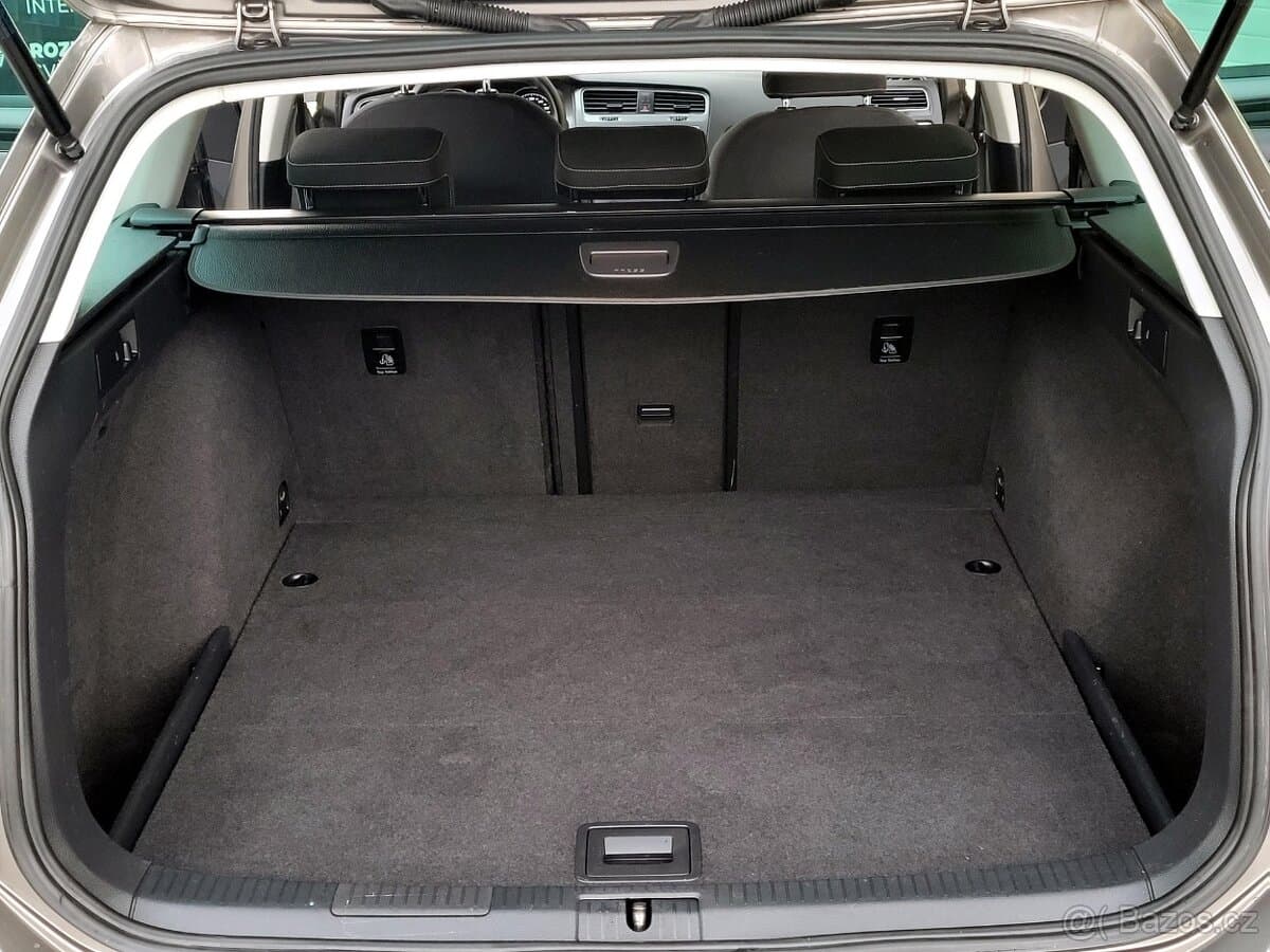 2015 Volkswagen GOLF - 11