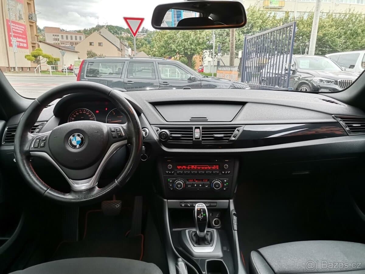 2013 BMW X1 - 11