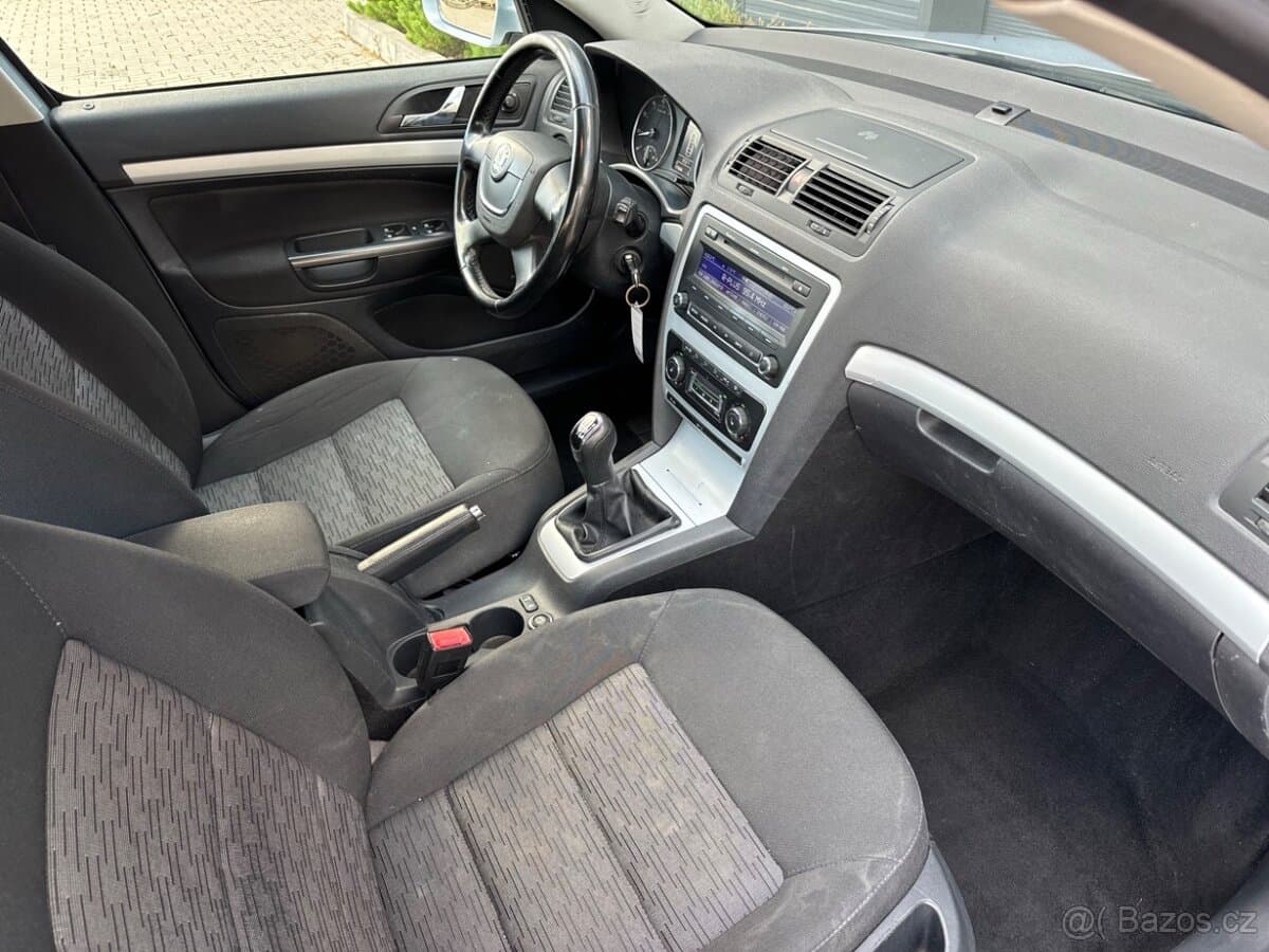 2011 Škoda OCTAVIA - 11