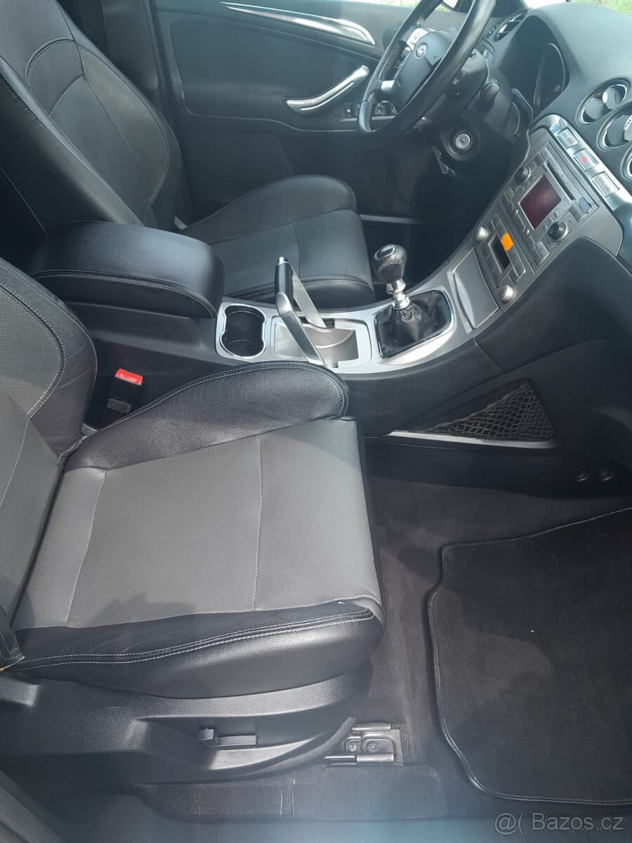 2007 Ford S-MAX - 11