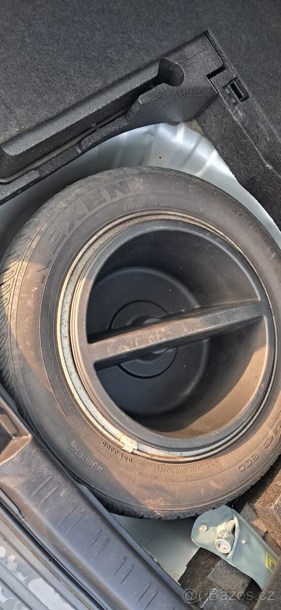 2006 Subaru FORESTER - 11