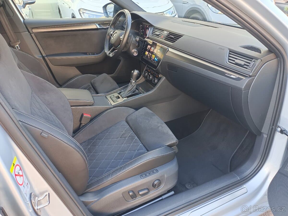 2022 Škoda SUPERB - 11