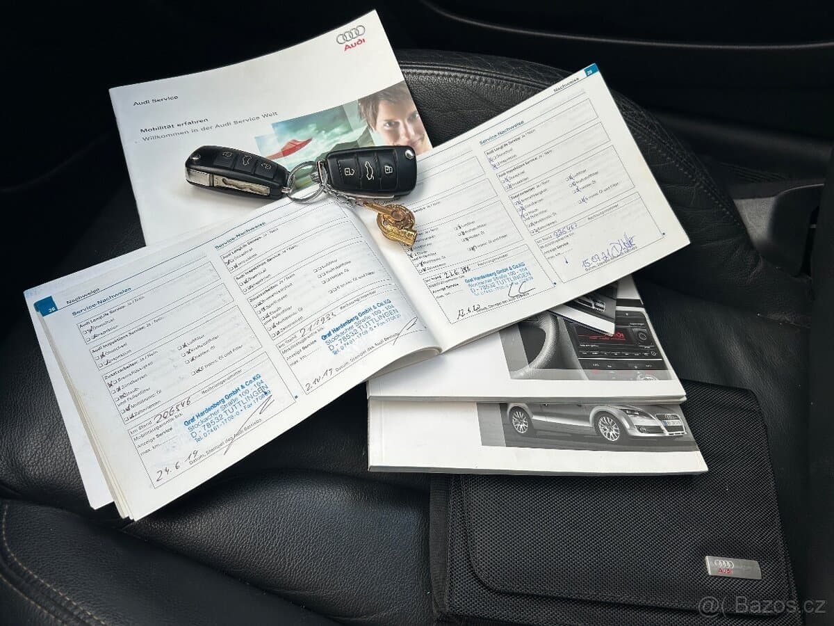 2008 Audi TT - 11