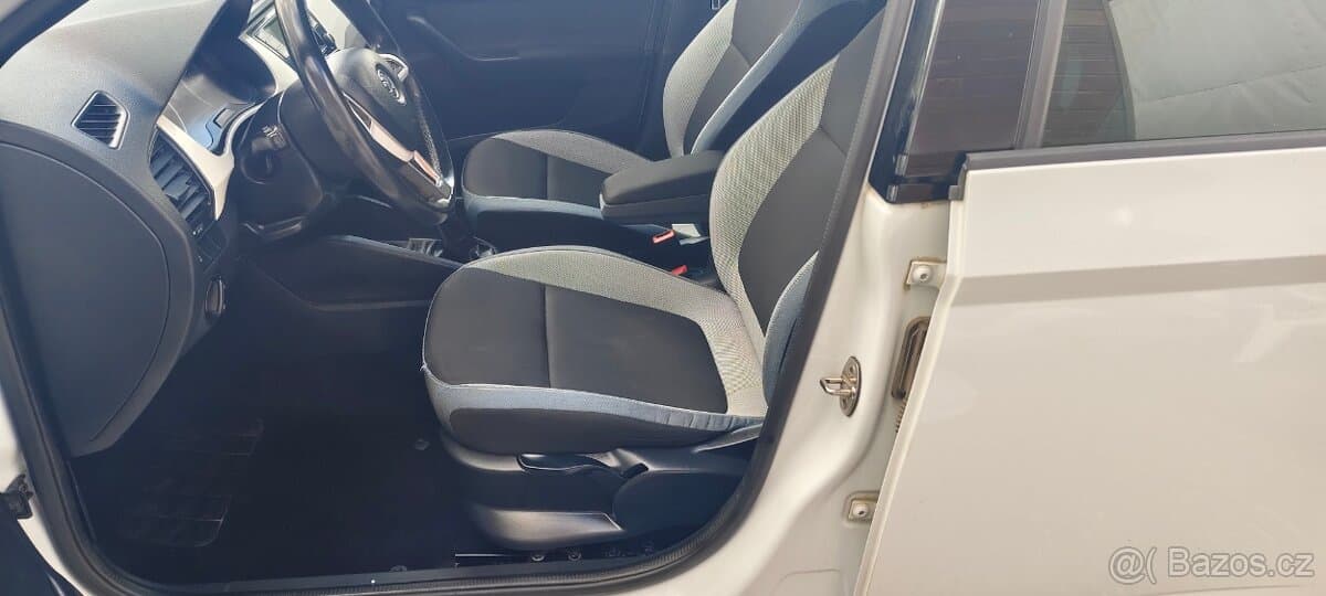2015 Škoda FABIA - 11