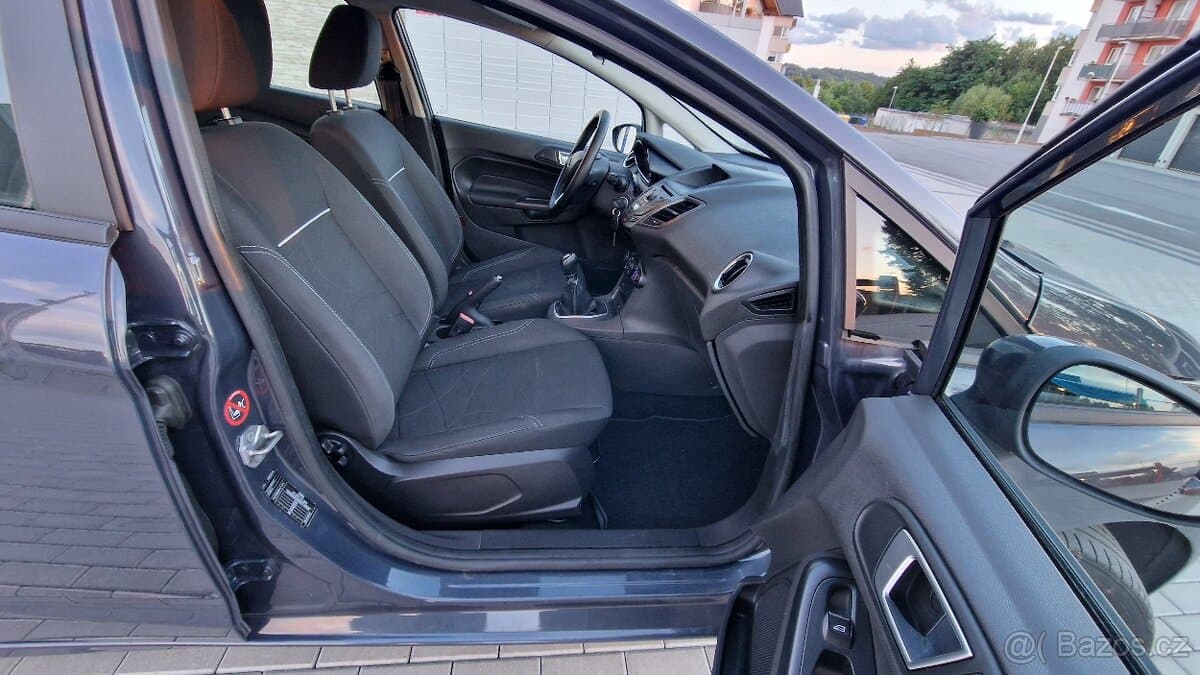 2014 Ford FIESTA - 11