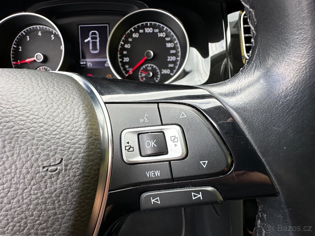 2019 Volkswagen GOLF - 11