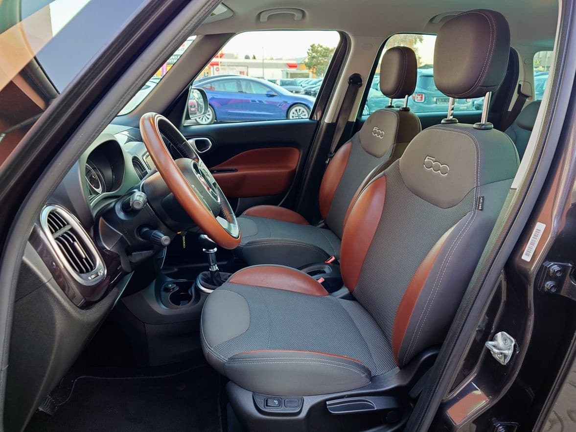 2015 Fiat 500L - 11